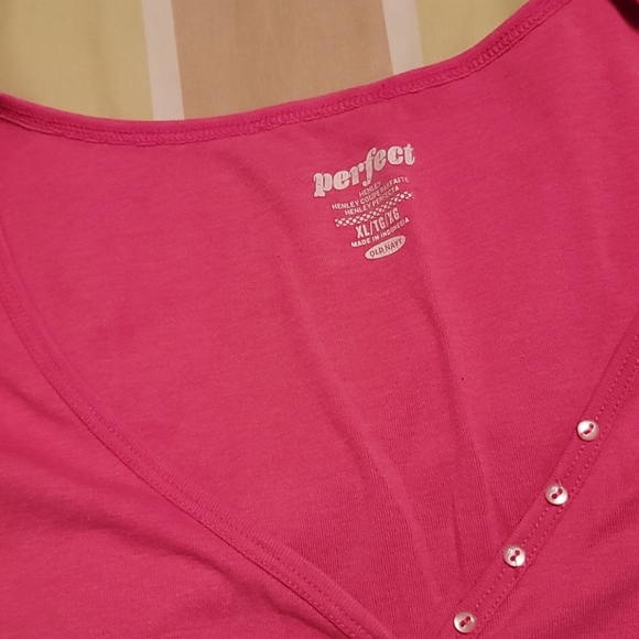 Top - Picture 2 of 3